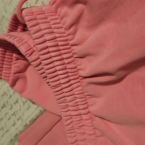 SKIMS Bubble Gum Pink FLEECE pant - Picture 5 of 5